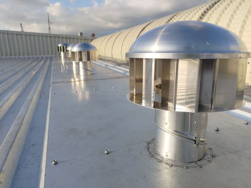 Gilmore Roofing - Preserving and cleaning your commercial roof Gilmore Roofing - Preserving and cleaning your commercial roof